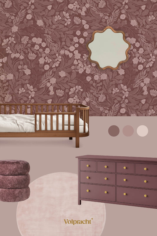 Bloemen behang voor meisjeskamer in mauve tinten